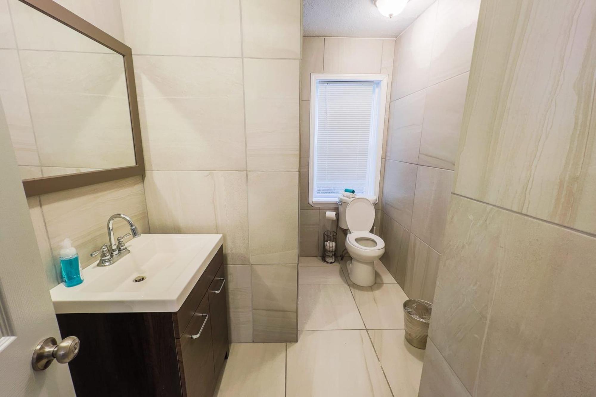 Large 6Br, 6 Bath In The City Of Niagara Falls Bagian luar foto