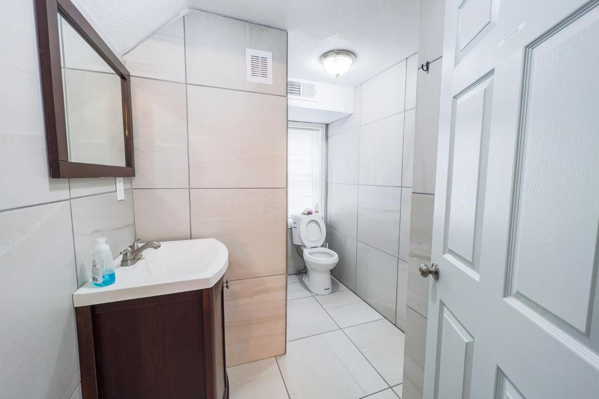 Large 6Br, 6 Bath In The City Of Niagara Falls Bagian luar foto