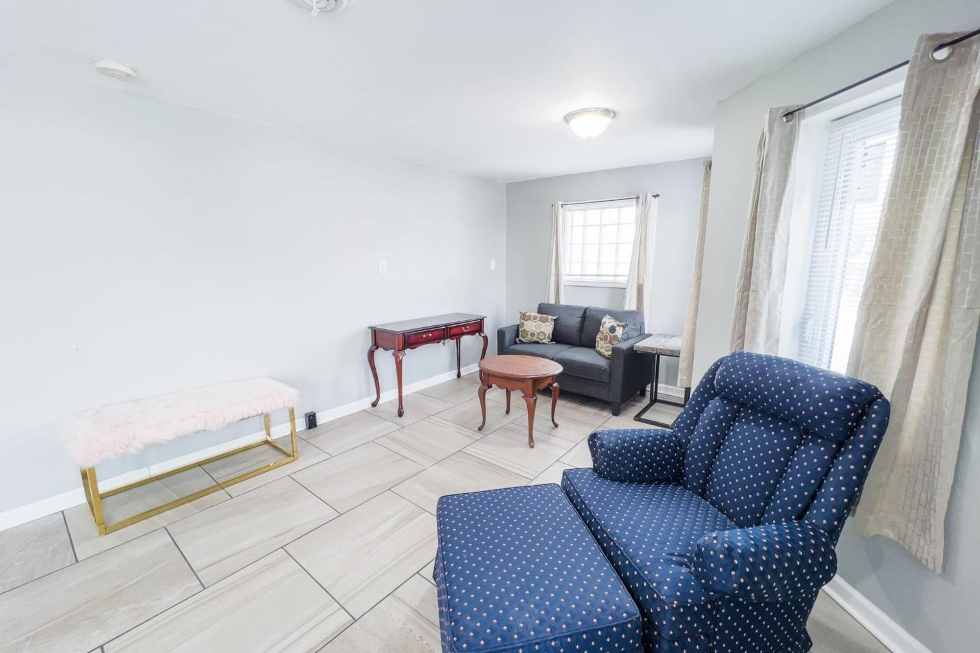 Large 6Br, 6 Bath In The City Of Niagara Falls Bagian luar foto