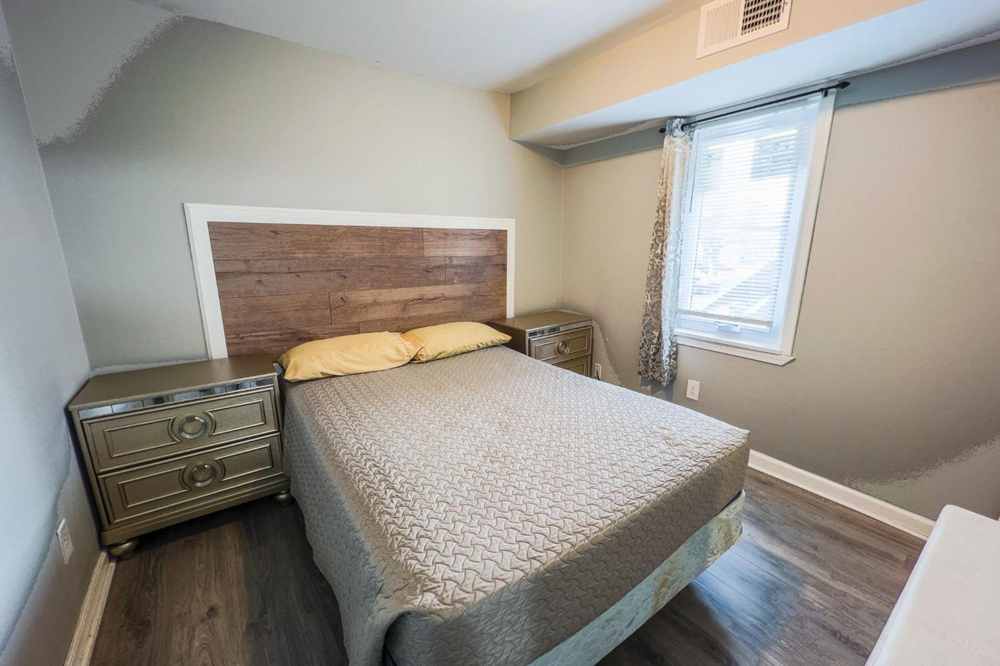 Large 6Br, 6 Bath In The City Of Niagara Falls Bagian luar foto