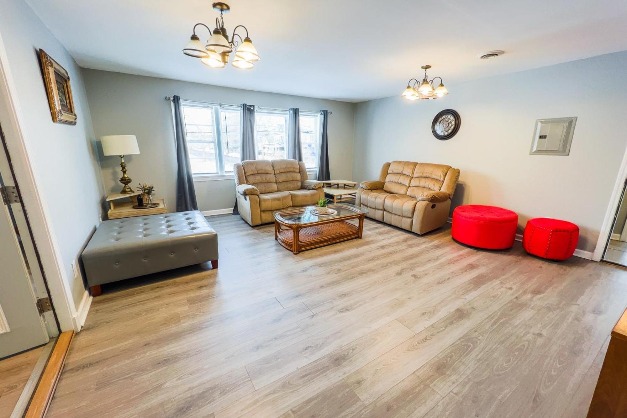 Large 6Br, 6 Bath In The City Of Niagara Falls Bagian luar foto